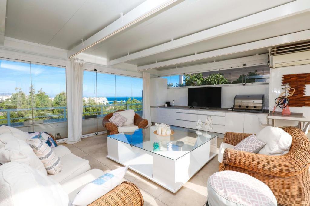 Luxurious Penthouse - 3