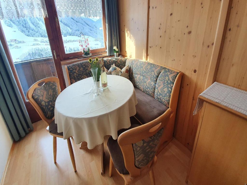 Apartment in Gerlosberg near Ski Lift - 2