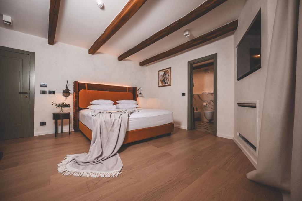 Boutique Hotel San Rocco — Hotel rooms in Brtonigla, Istria