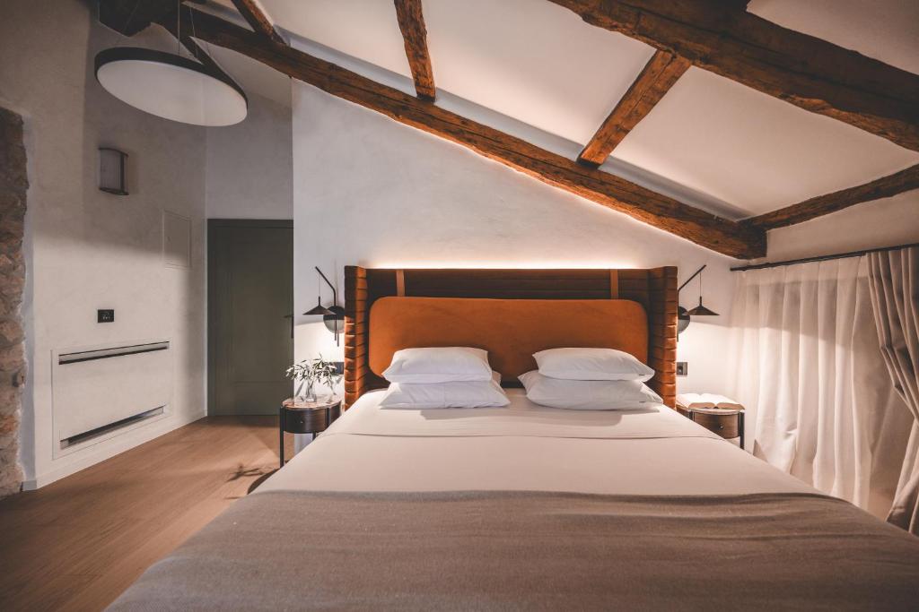 Boutique Hotel San Rocco — Hotel rooms in Brtonigla, Istria