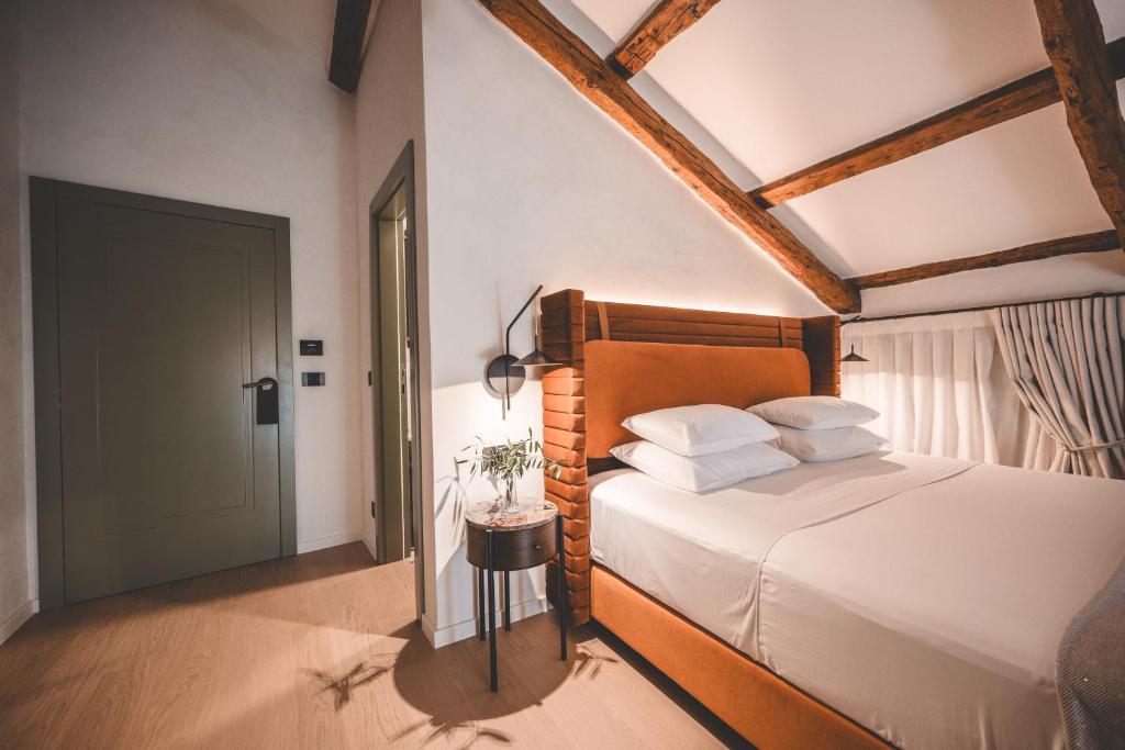Boutique Hotel San Rocco — Hotel rooms in Brtonigla, Istria