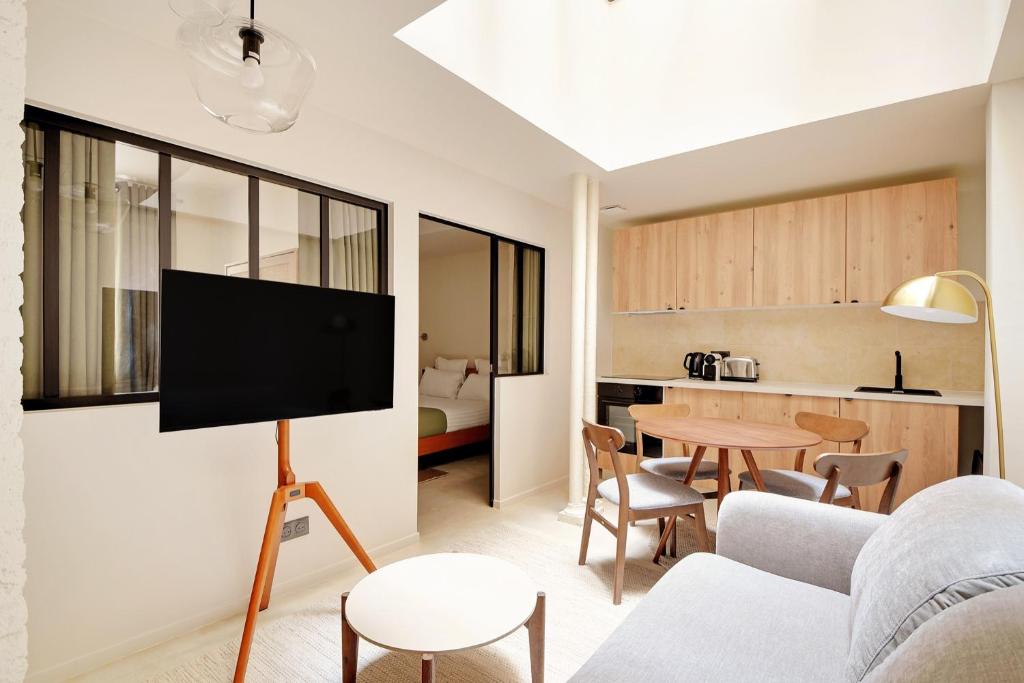 Pick A Flat's Apartments in Montparnasse - Rue La Falguière - 5