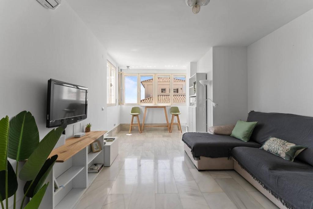 Sea View Loft - 1