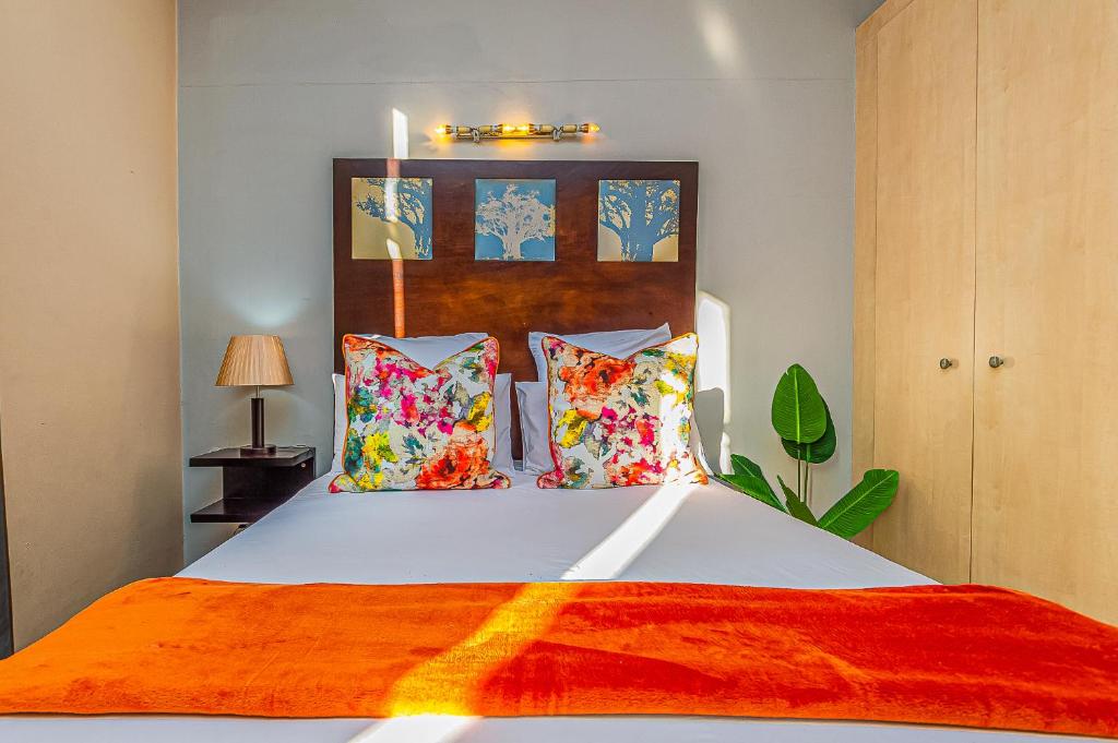 Rustic Oasis at Mapungubwe 4 Star Hotel, Johannesburg, Johannesburg