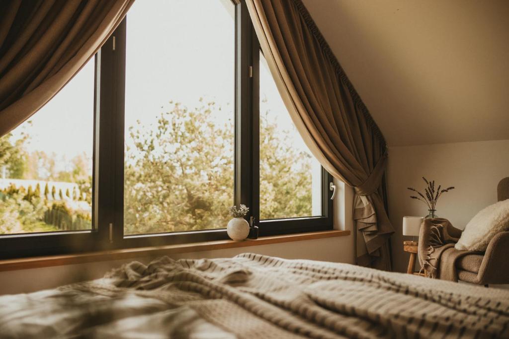 Między lasem, polem a jeziorem - domek na Mazurach, Bogaczewo