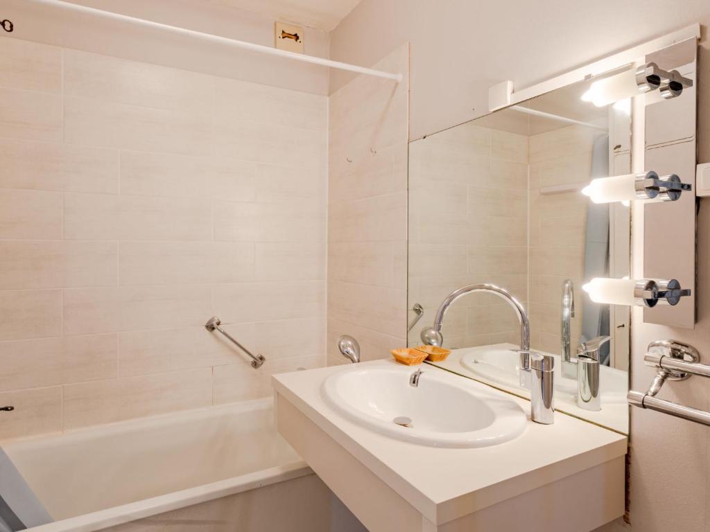Apartment Touques Rives-5 by Interhome - 4