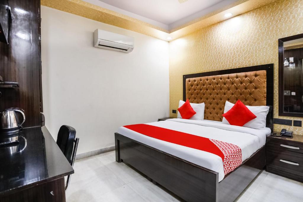 Hotel O NP INTERNATIONAL AND ACCOMMODATION, New Delhi