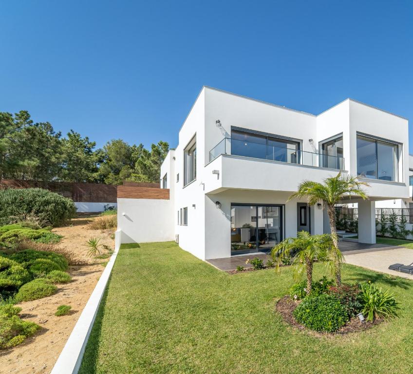 As Andorinhas - Walking distance to Monte Clerigo and Amoreira beaches, Aljezur