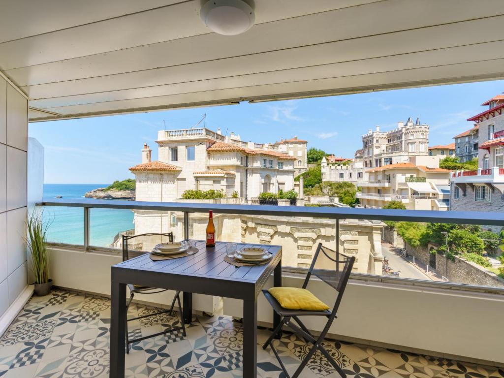 Studio Sofitel-Miramar-2 by Interhome - 1