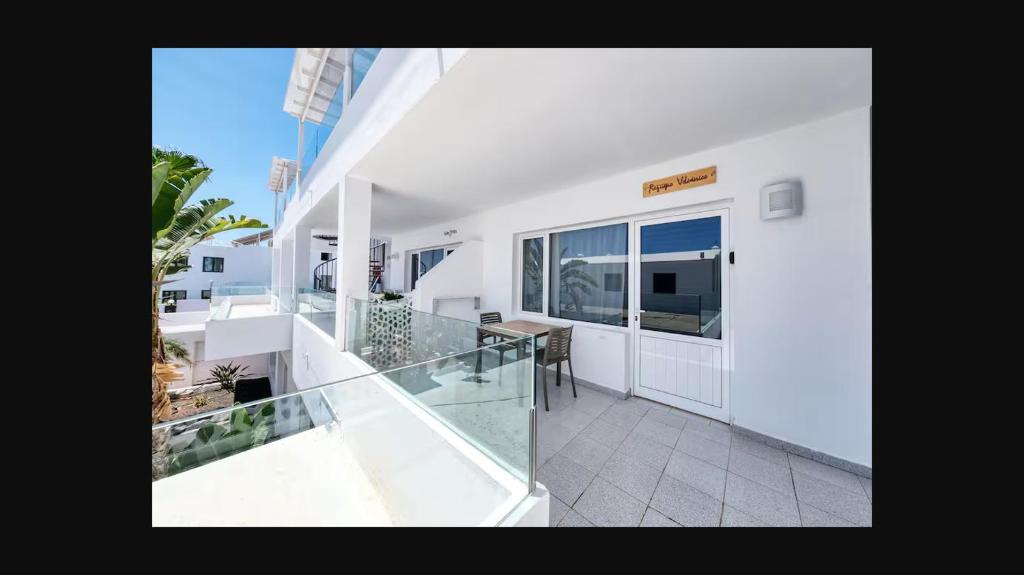 Refugio Volcanico, Puerto del Carmen