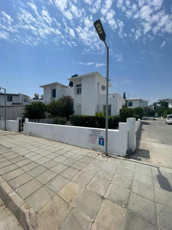 Azure Waves House, Voroklini