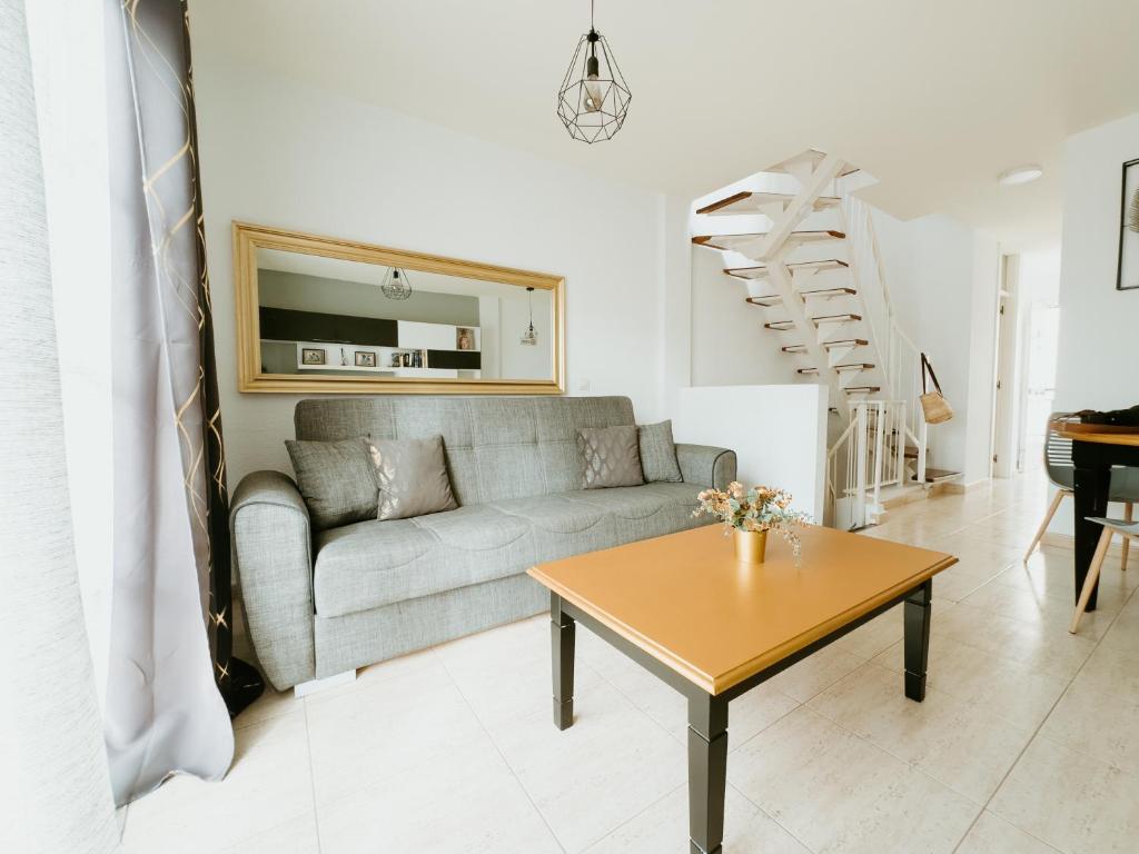 Spacious 2 BR Golden Apartment by Aqua Vista Tenerife - 3