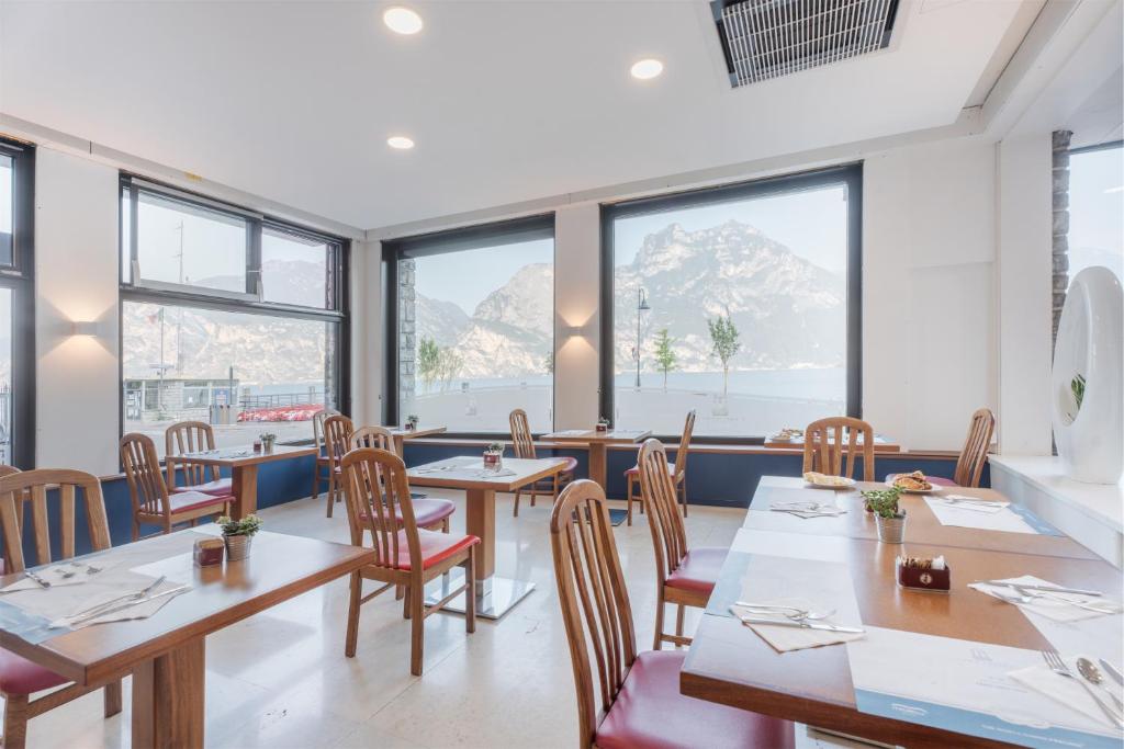 Lake Hotel Ifigenia 외부 전경