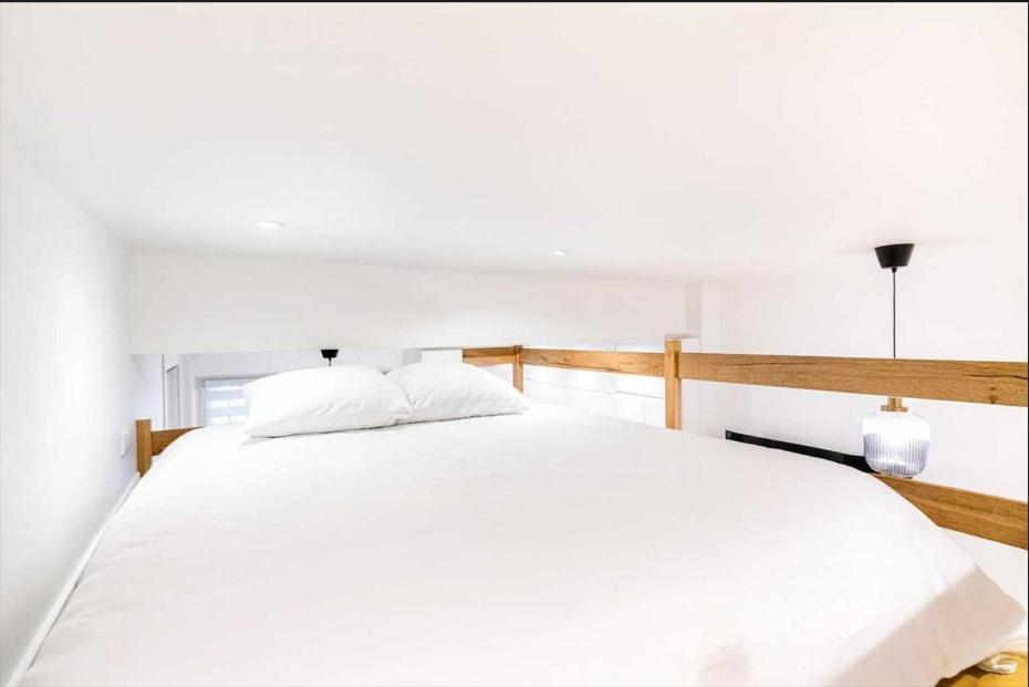 GuestReady - Charming stay in the lively 13th - 3