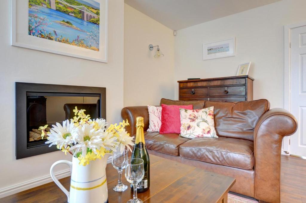 Hen Ysgol, Beaumaris