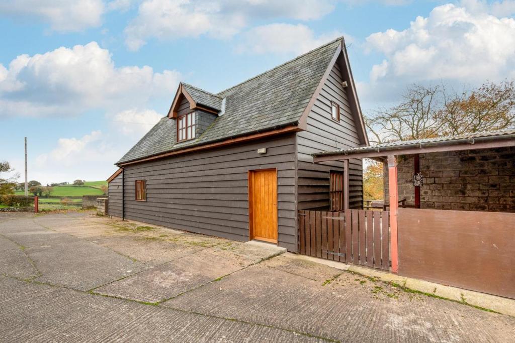 Stabal y Copa, Llanllugan