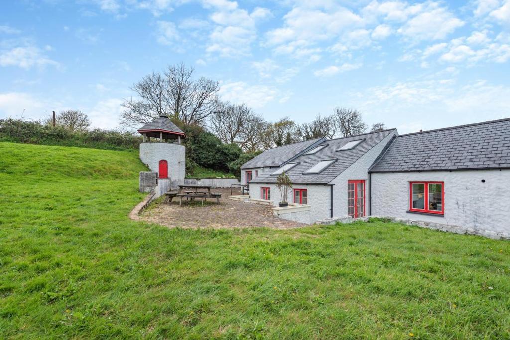 West Barn, Hodgeston