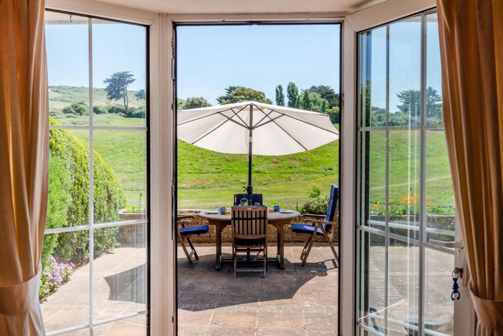 Little Breacon, Seaford