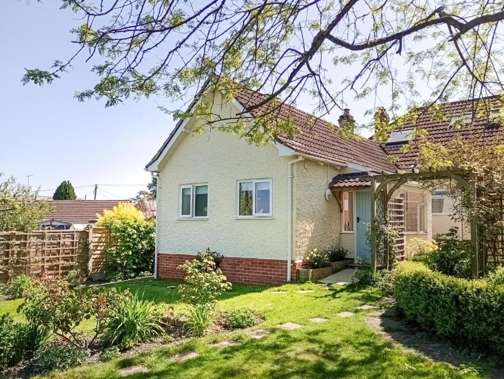 Picquet View, Bratton