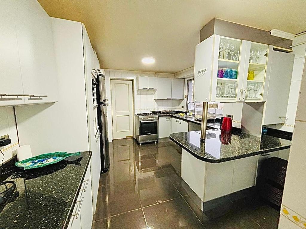 Amplio departamento 4 Habitaciones en la mejor ubicación Viña del Mar - 4
