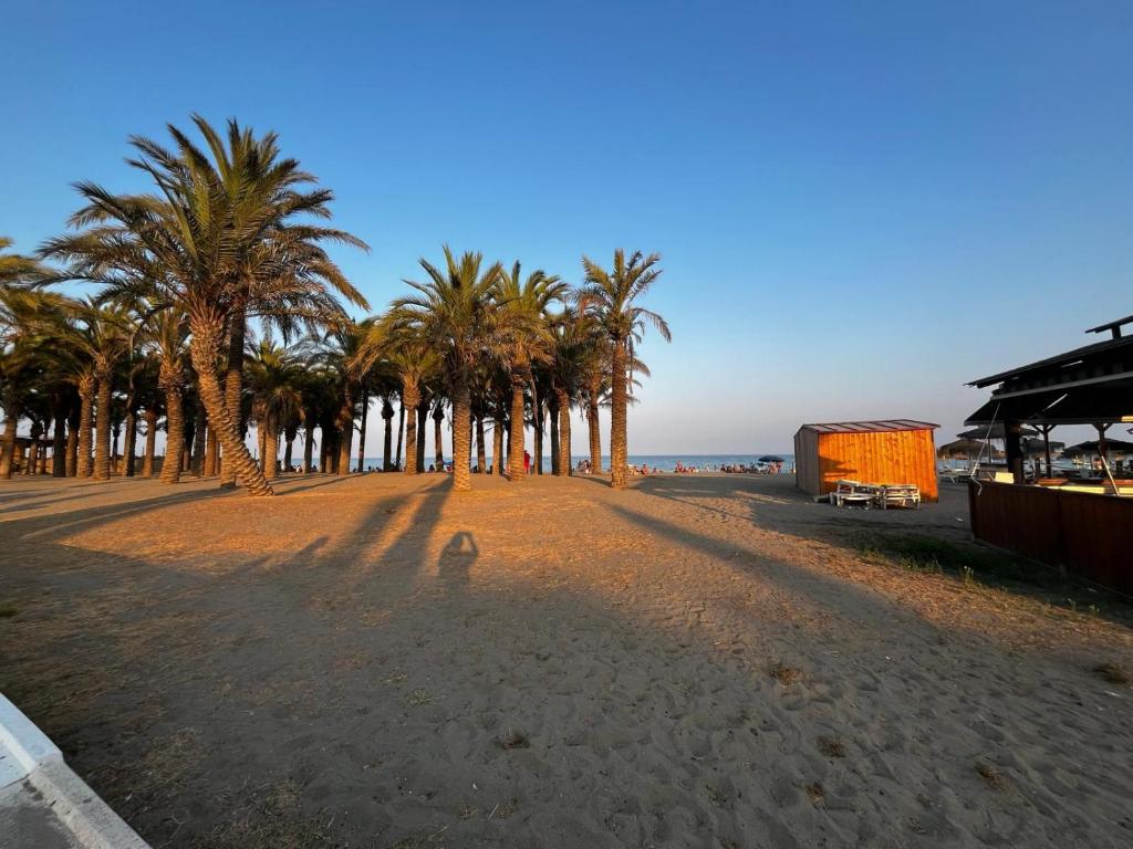 Los Álamos Breeze - 3BR Next to the Beach Apt - Free Parking - Salt Pool - 4