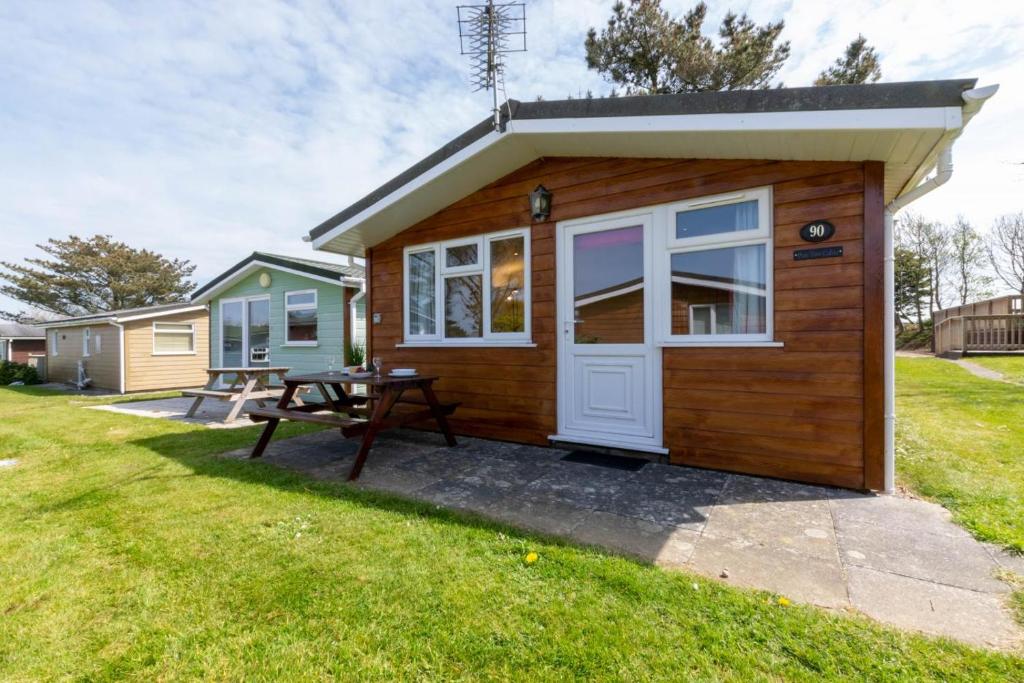 Pine Tree Cabin, St Merryn