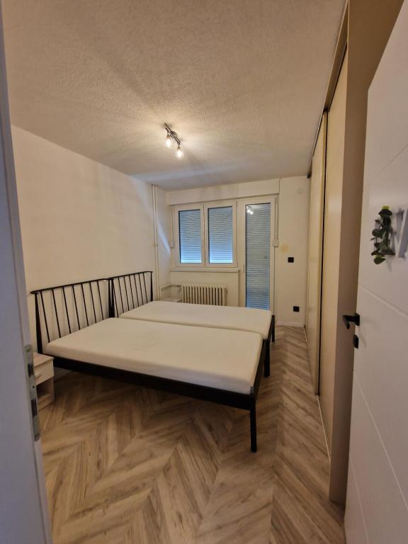 Stan na dan Ilidža - 2