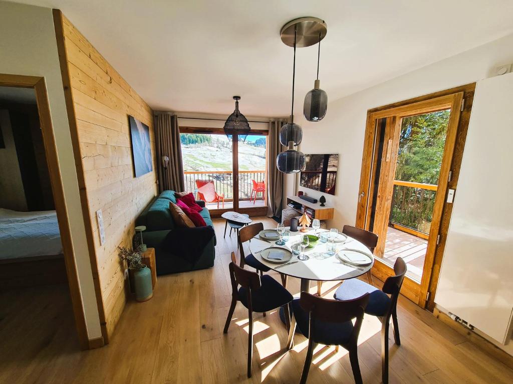 Appartement neuf, grand balcon et vue imprenable - 3