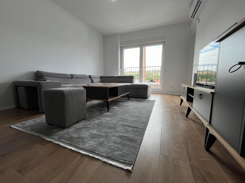 Shkembi apartament 1, Priština