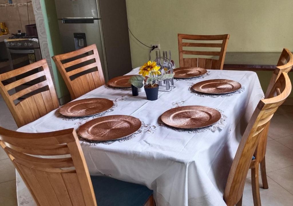 Casa Candido, cerca al CC Único y al Aeropuerto - 1