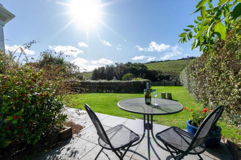 Sundowner, Saint Levan