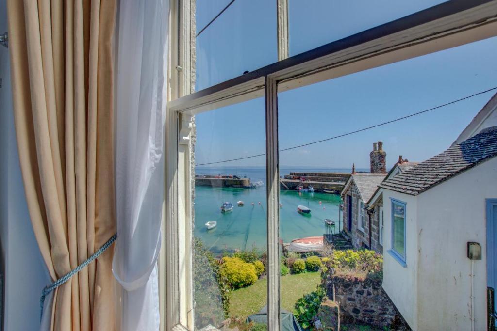 Gwylan House, Mousehole