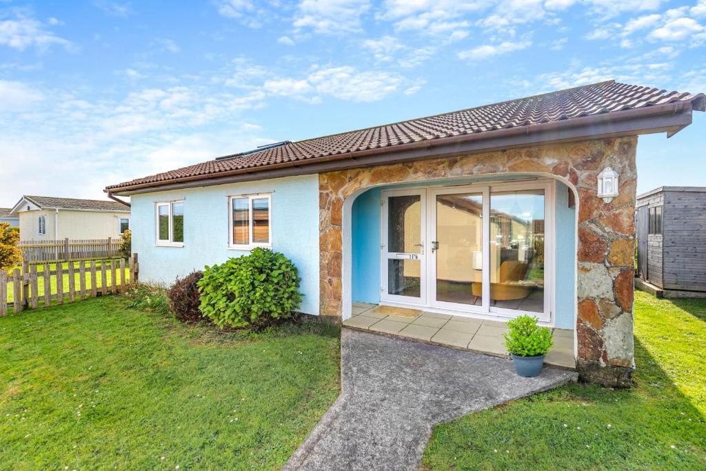 Lantic Surf, St Merryn