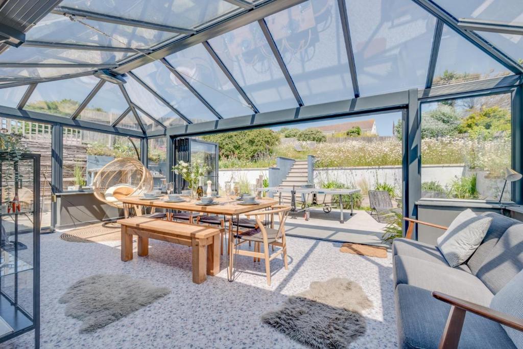 Pen Y Mor, Mawgan Porth