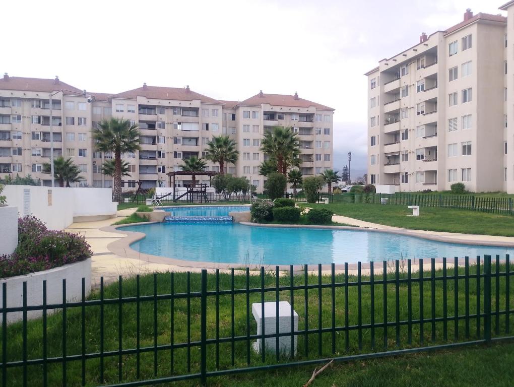 Moderno y cómodo departamento a pasos de la playa - 1