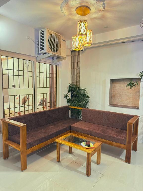 Sea waves, Mahábalípuram