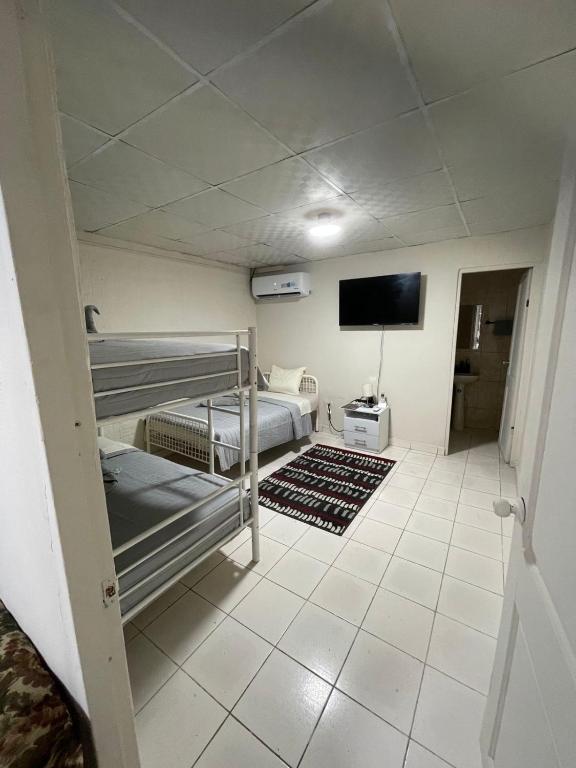 Room Private in the Panama City, Cabra
