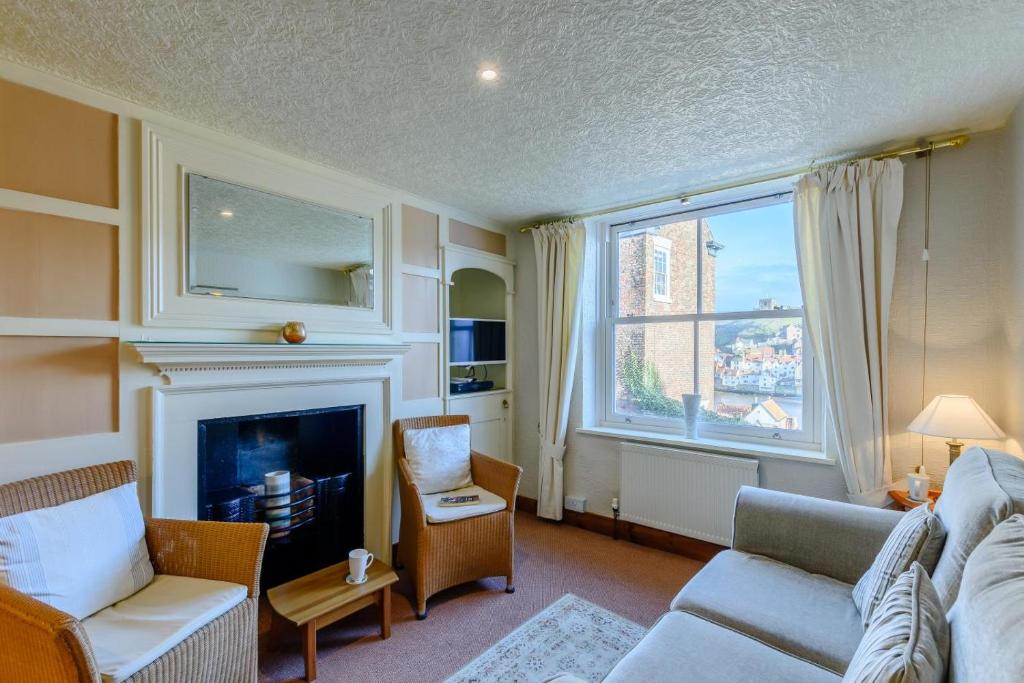 Harbour Lights, Whitby