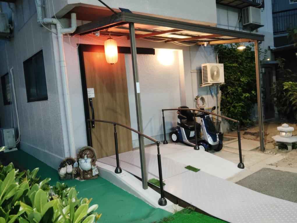 Barrier Free Guesthouse Support Include Free Parking Near AEON Mall