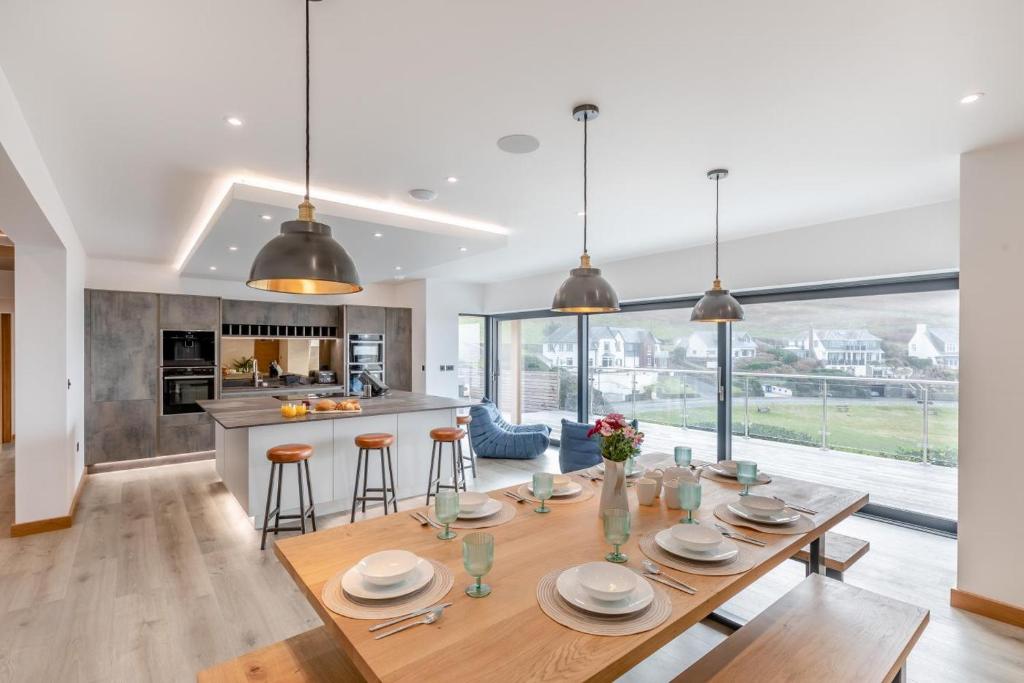 Combesgate View, Mortehoe