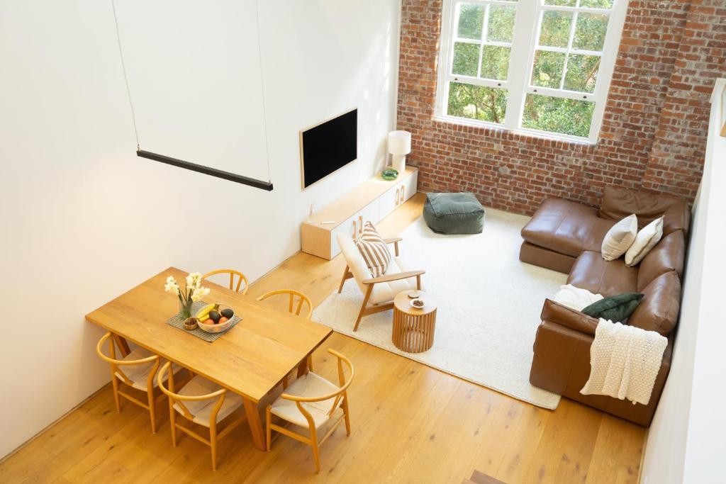 Riverside Woolstore 2B Park Pool, Brisbane