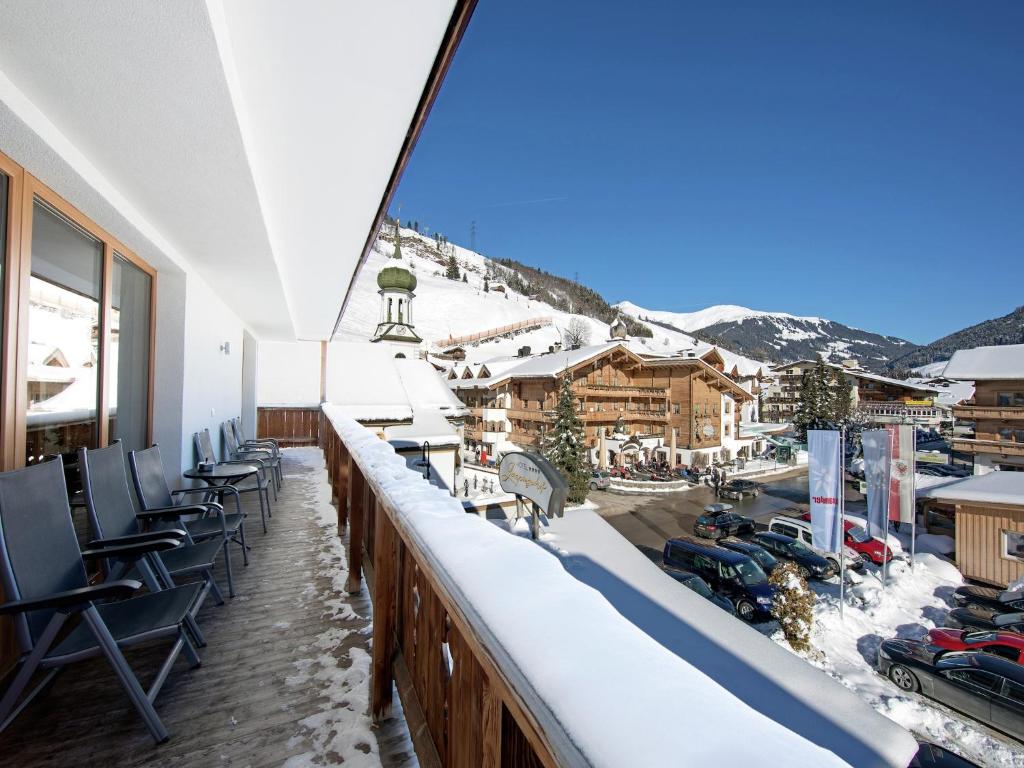 Apartment in Gerlos near Ski Slopes - 1