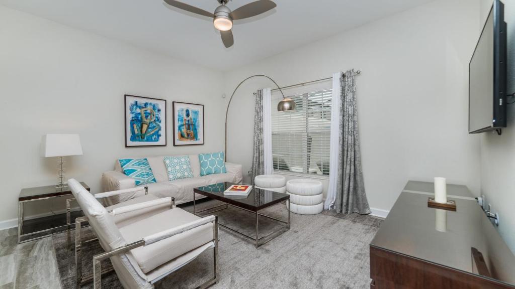 GRH9381 - Champions Gate Resort - 4 Bed 3 Baths Townhome, Davenport