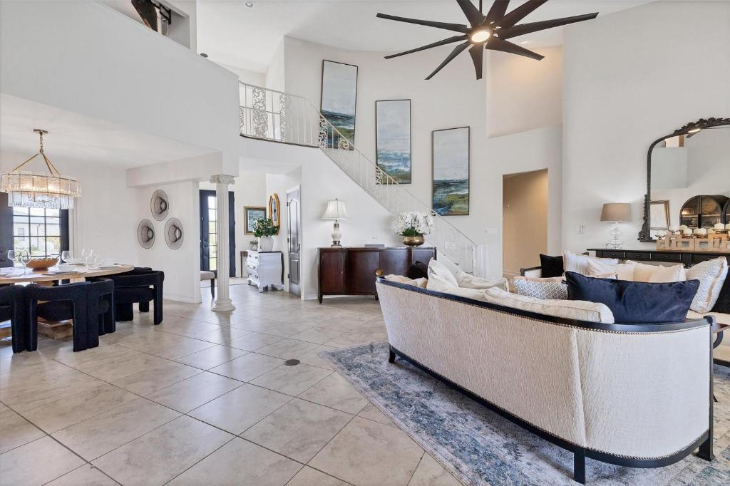 GRH14801 - Charlotte County - 4 Bed 3.5 Baths House, Punta Gorda Isles