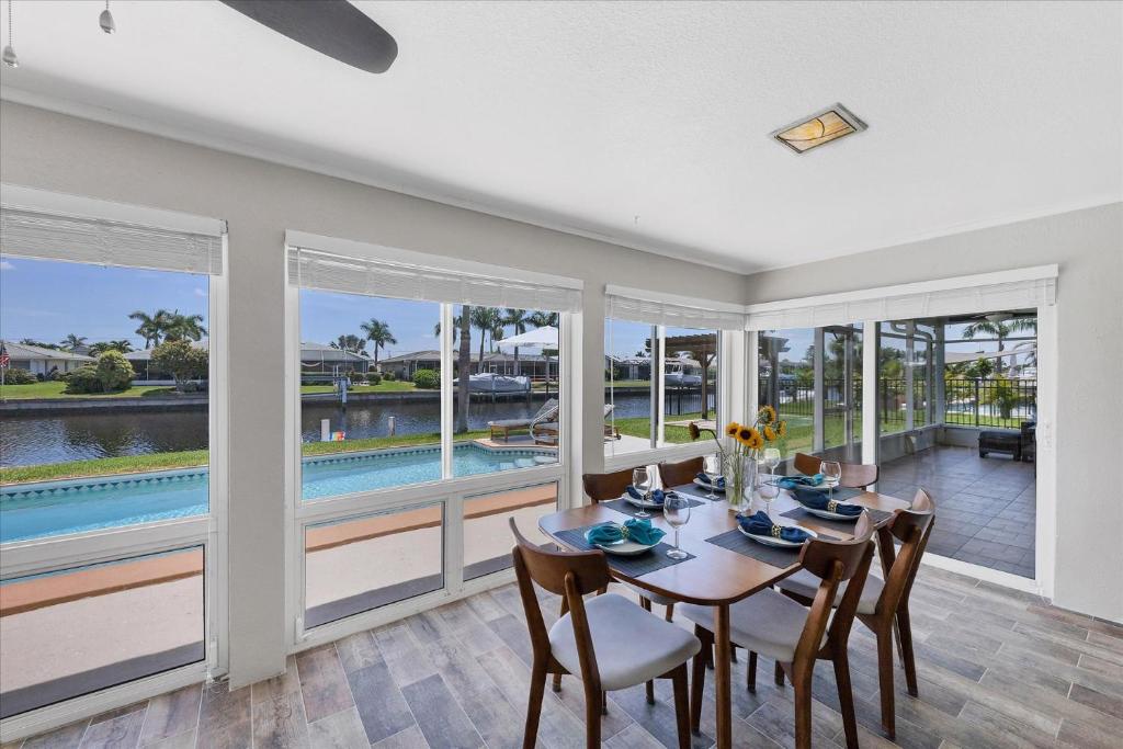 GRH14284 - Charlotte Harbor Area - 2 Bed 2 Baths Villa, Punta Gorda Isles