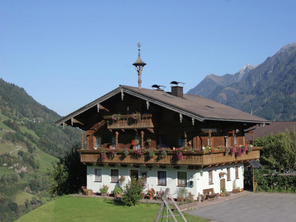 Apartment in Embach near Gastein Ski Area - 2