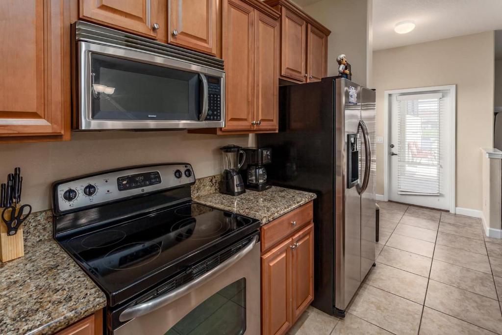 GRH14428 - Paradise Palms Resort - 5 Bed 4 Baths Townhome, Kissimmee