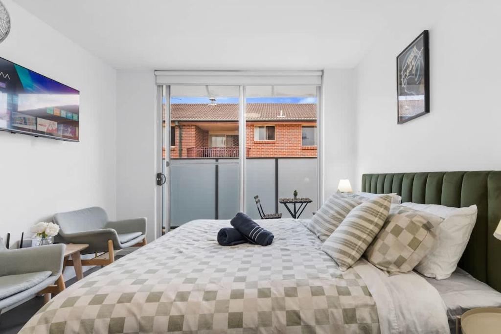 19B Abnb-Style Precious 12min to Train STA Studio Apt, Bankstown