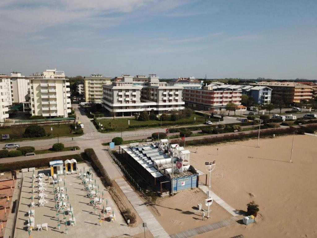 Seafront studio with balcony - 4