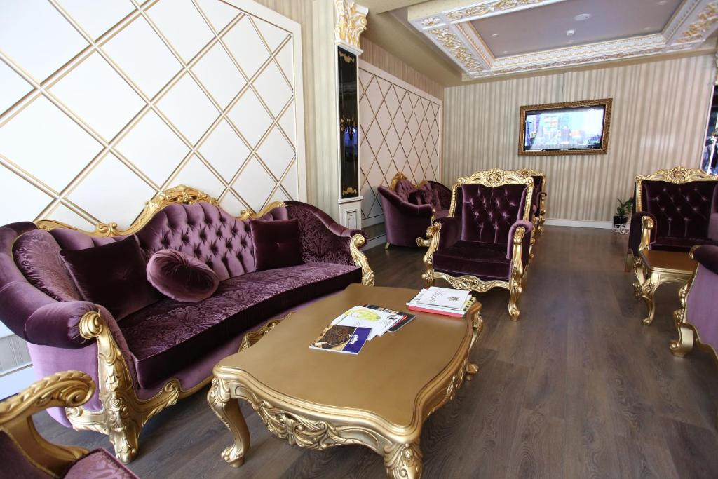 Opera Hotel photo